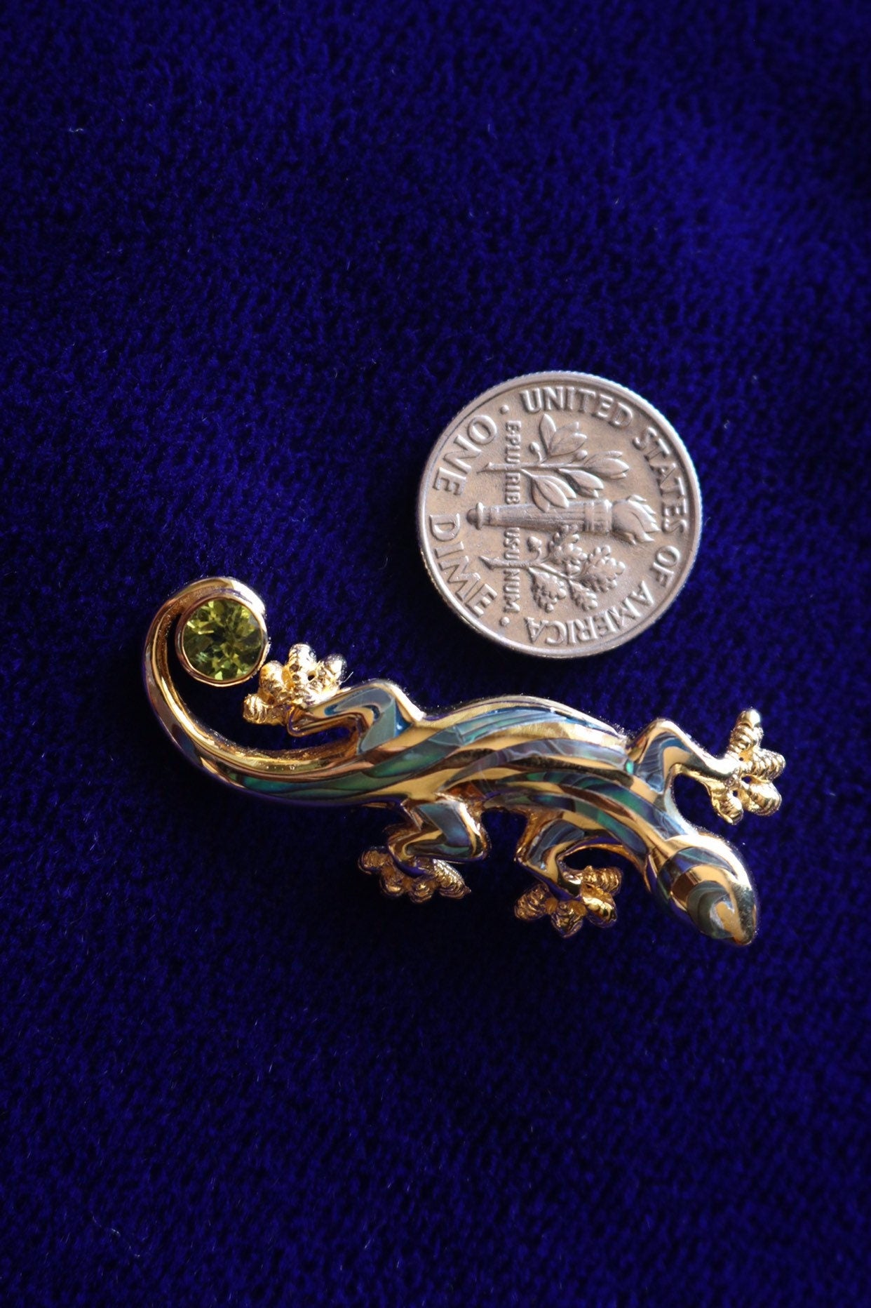 Hawaiian Gecko Lizard Salamander Necklace Pendant. Vermeil 18k Gold Silver Abalone Paua Shell Peridot.