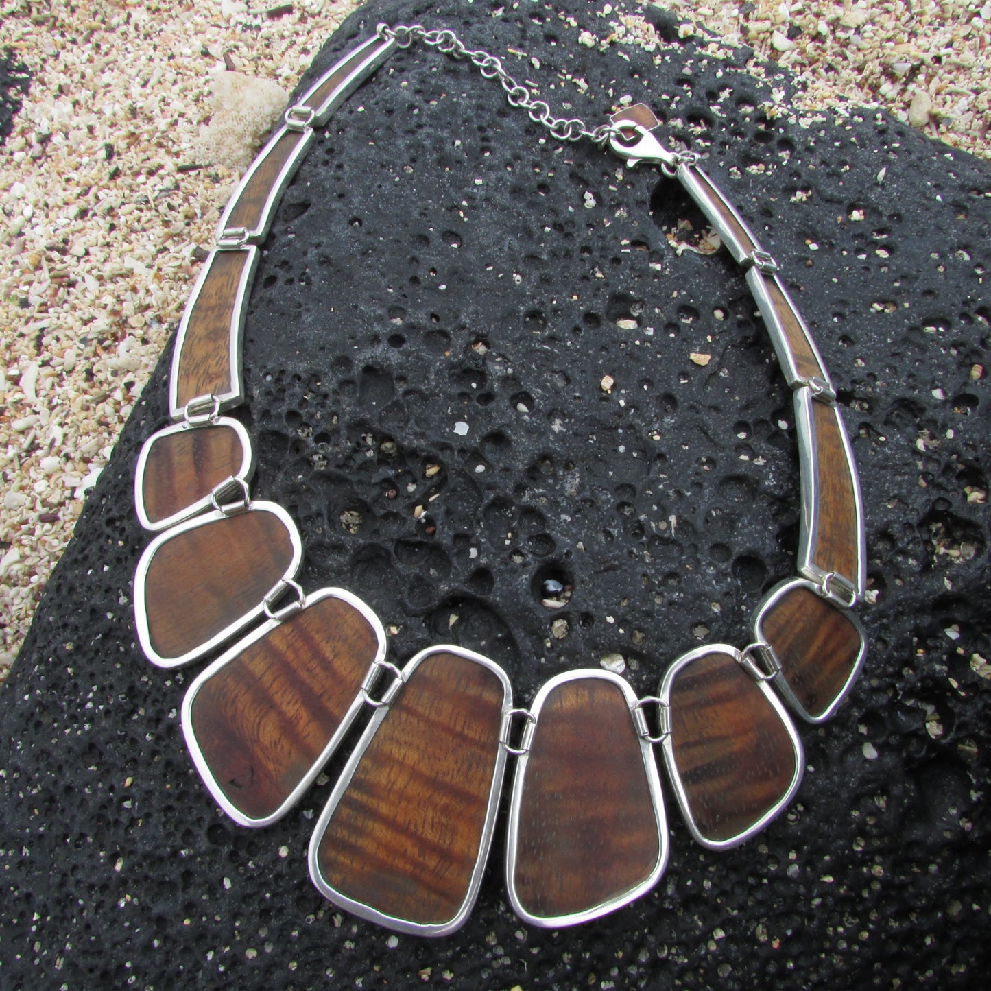Rare Hawaiian Koa Wood Necklace | Collar