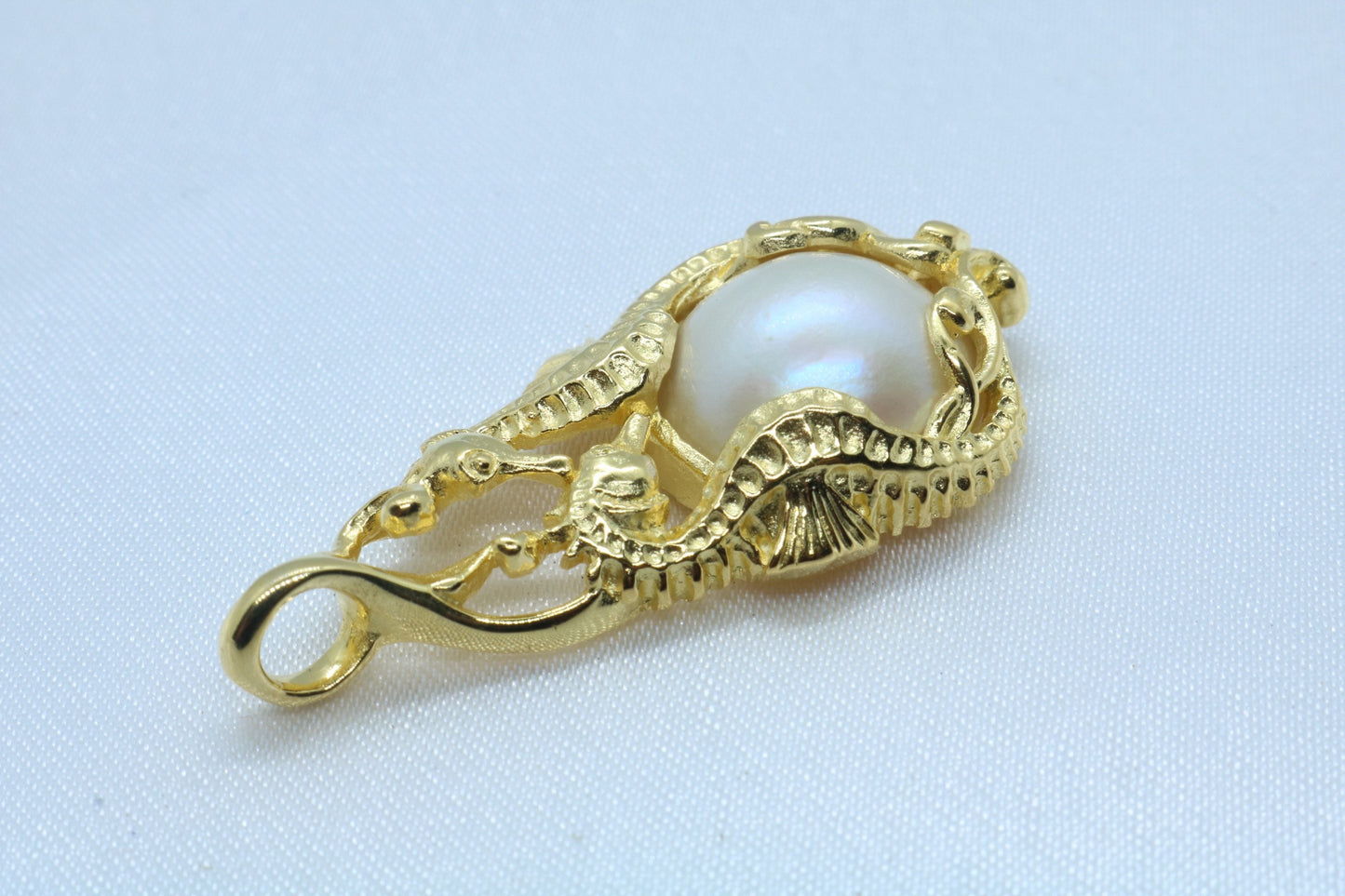 Seahorses 18k Gold Vermeil Mabe White Pearl Pendant Necklace