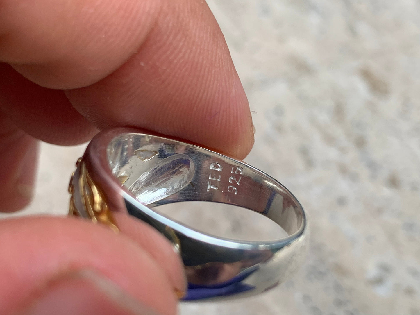 Hawaiian Islands Ring. Mother of pearl, Silver, Gold.