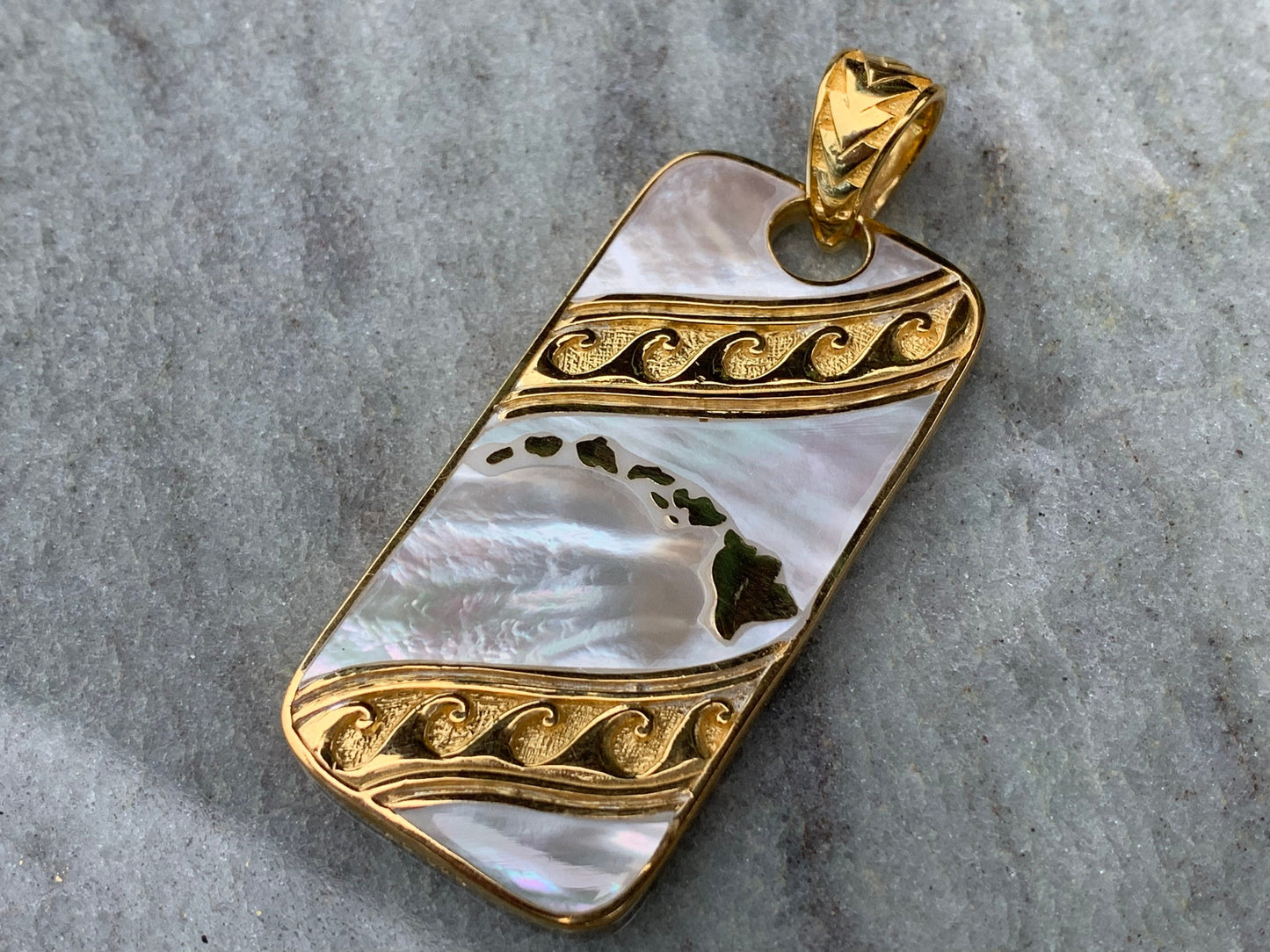 Hawaiian Islands Tribal Design Reversible Pendant Necklace. Sterling Silver, Mother of Pearl.