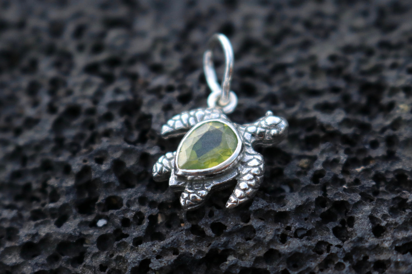 Turtle Charm Peridot Necklace Pendant. Sterling Silver.