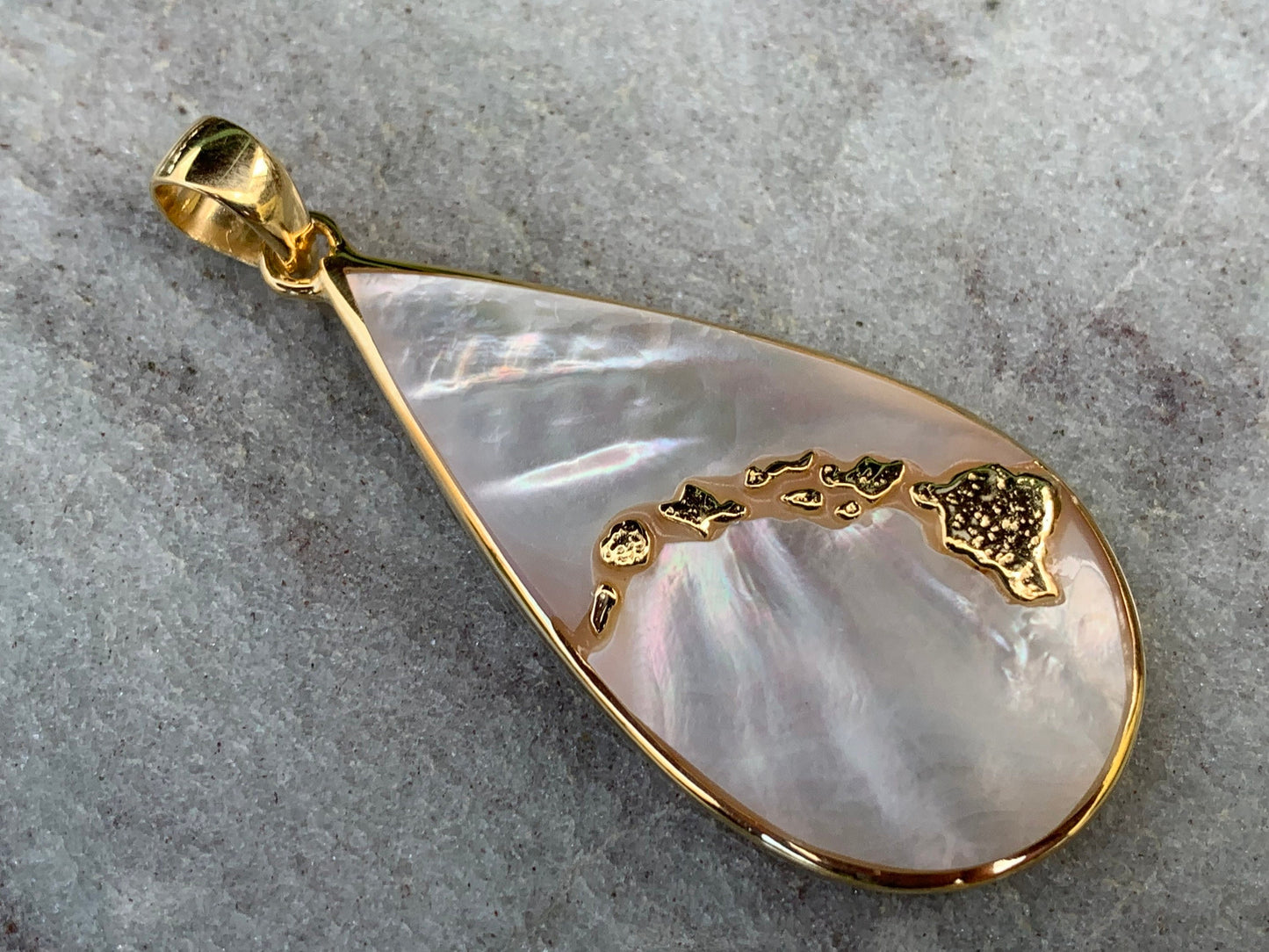 Hawaii Islands Chain Necklace Pendant. Gold Vermeil, Mother of Pearl.