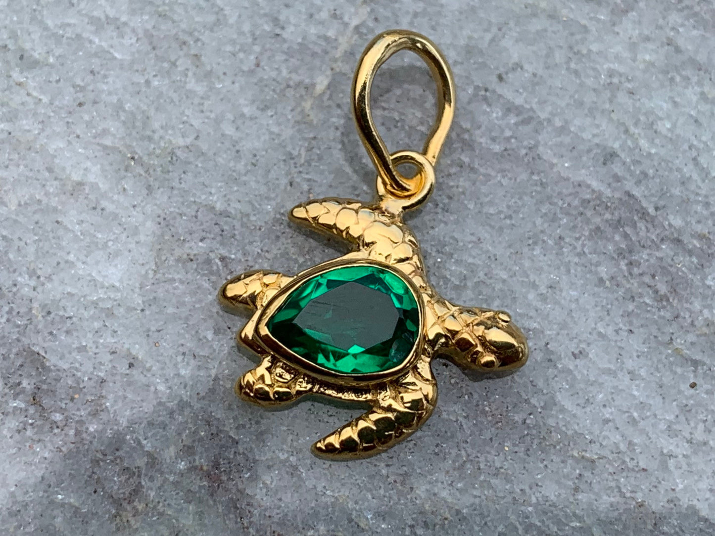 Emerald Turtle Charm Pendant Necklace. Gold Vermeil.