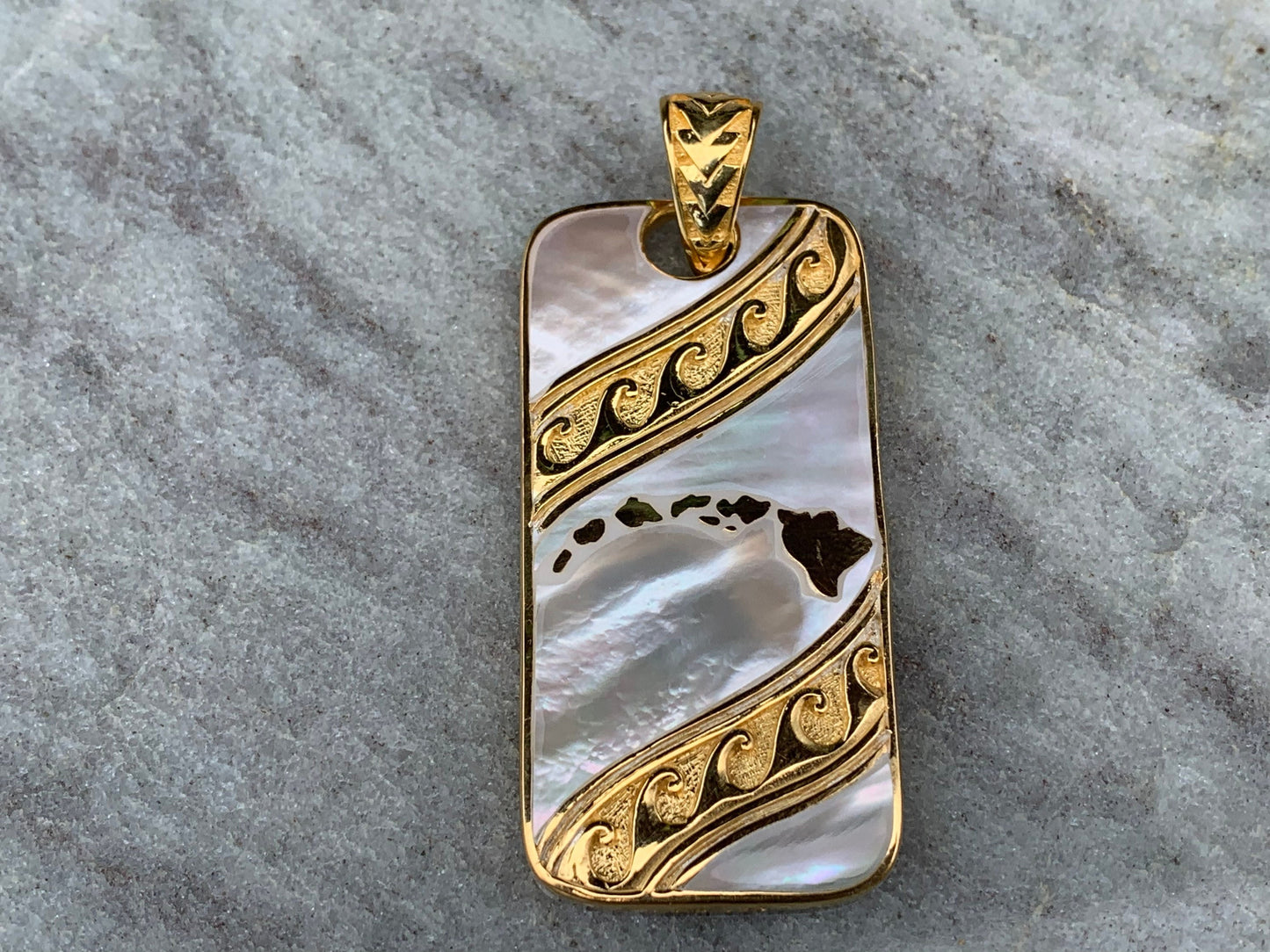 Hawaiian Islands Tribal Design Reversible Pendant Necklace. Sterling Silver, Mother of Pearl.