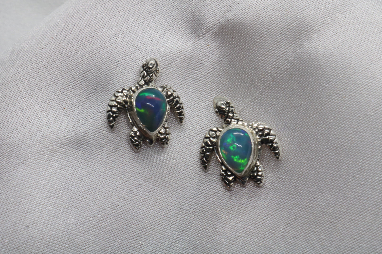 Opal Turtles Hawaiian Honu Silver Mother of Pearl Stud Earrings