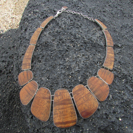 Rare Hawaiian Koa Wood Necklace | Collar