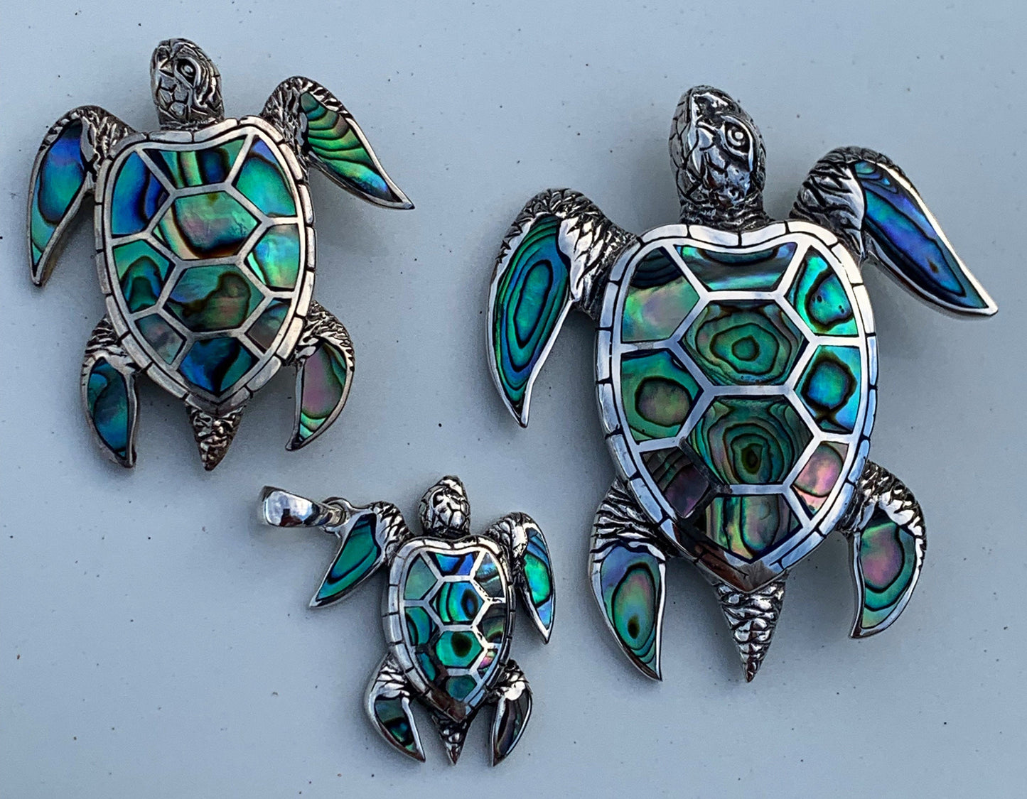 Green Sea Turtle Necklace Pendant. Hawaiian Honu. Sterling Silver, Abalone Shell.