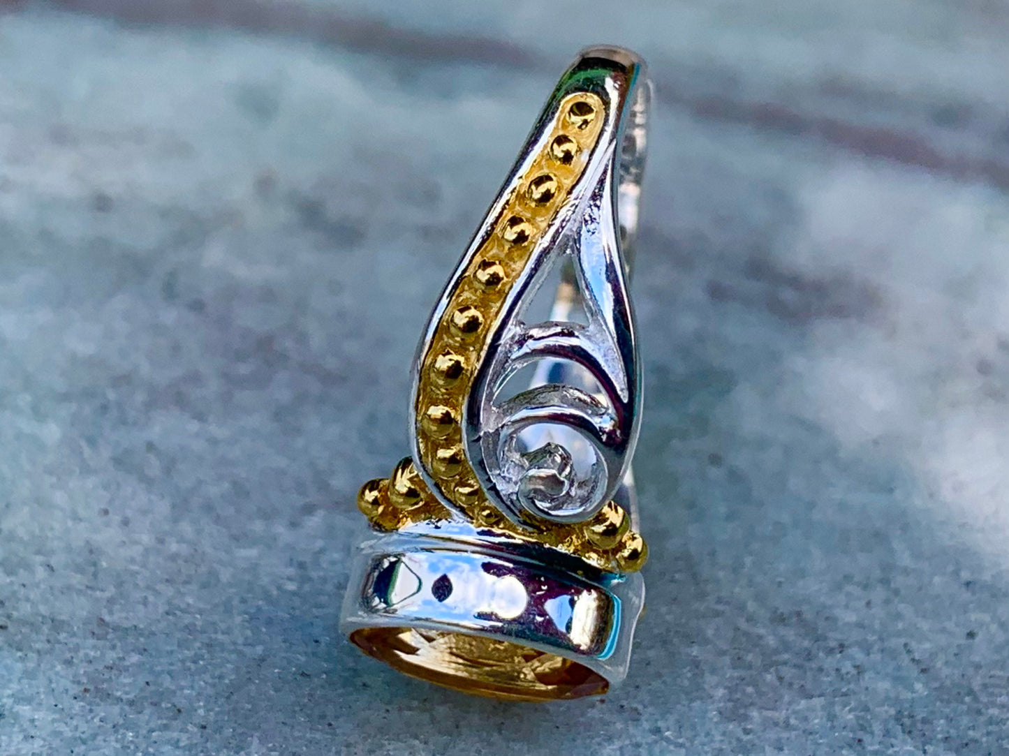 Citrine Wave Ring. Silver, Gold.