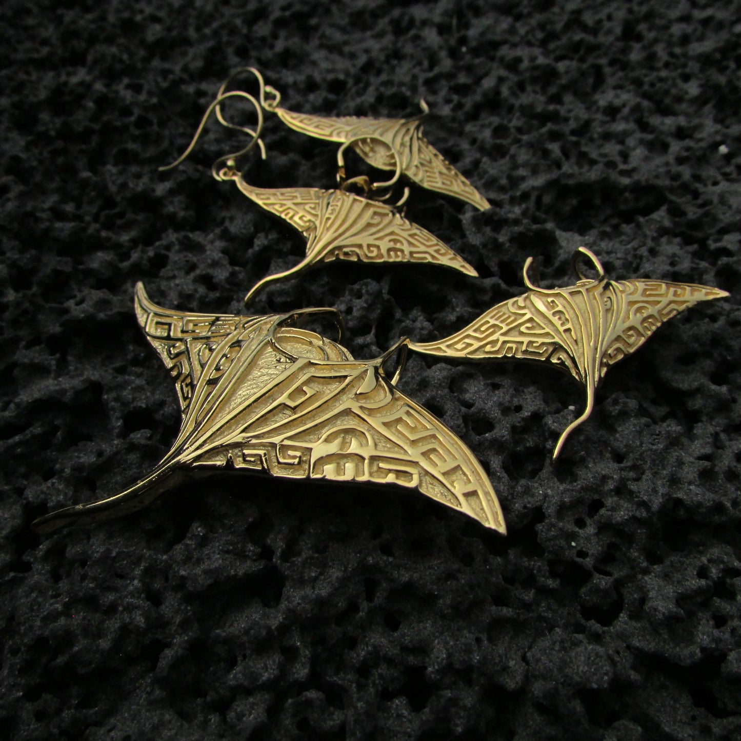 18K Gold Vermeil Manta Ray Necklace Pendant | Ocean | Beach | Gift | Jewelry | Handmade | Unique