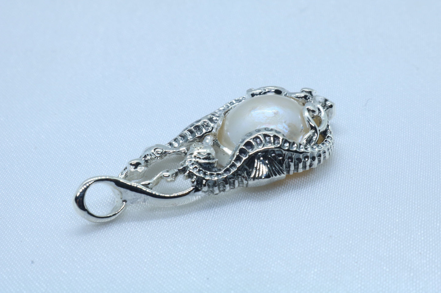 Seahorses Mabe White Pearl Pendant Necklace