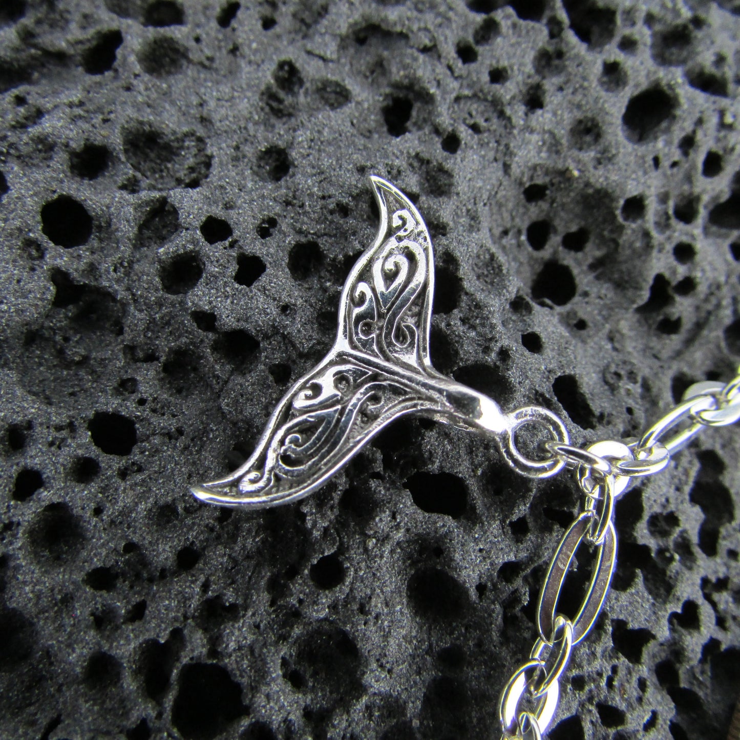 Charm Bracelet | Dolphin | Manta Ray | Seahorse | Sea Turtle | Whale Tail | Sterling Silver | Abalone Paua Shell | Ocean | Beach | Gift