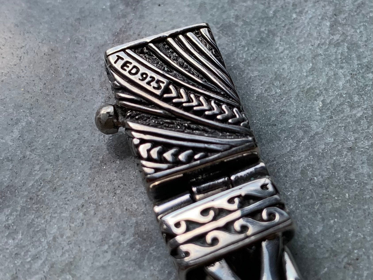 Hawaiian Tribal Byzantine Bracelet, 9mm. Sterling Silver.