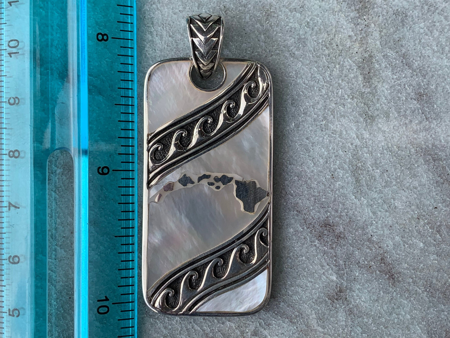 Hawaiian Islands Tribal Design Pendant Necklace. Sterling Silver, Mother of Pearl.