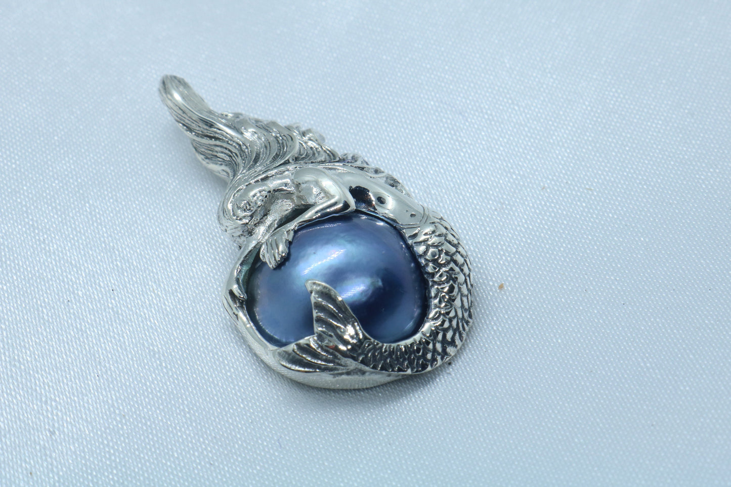 Mermaid Blue Mabe Pearl Silver Pendant Necklace