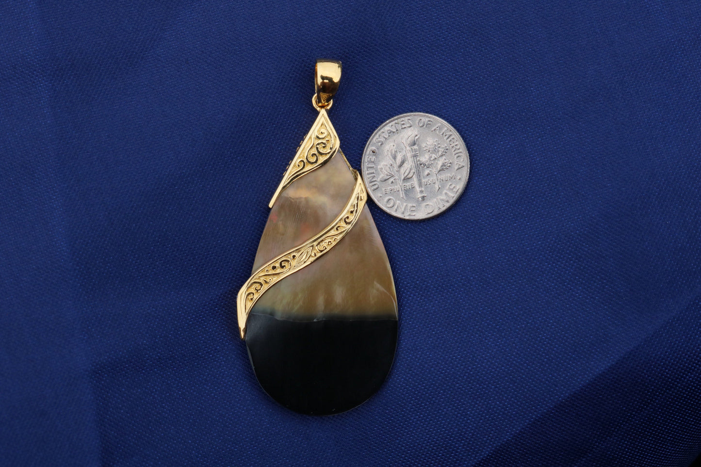 18K Gold Vermeil Black Oyster Shell Teardrop Pendant Necklace Double Tribal Design. Sterling Silver.
