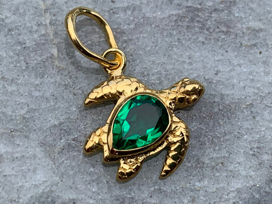 Emerald Turtle Charm Pendant Necklace. Gold Vermeil.