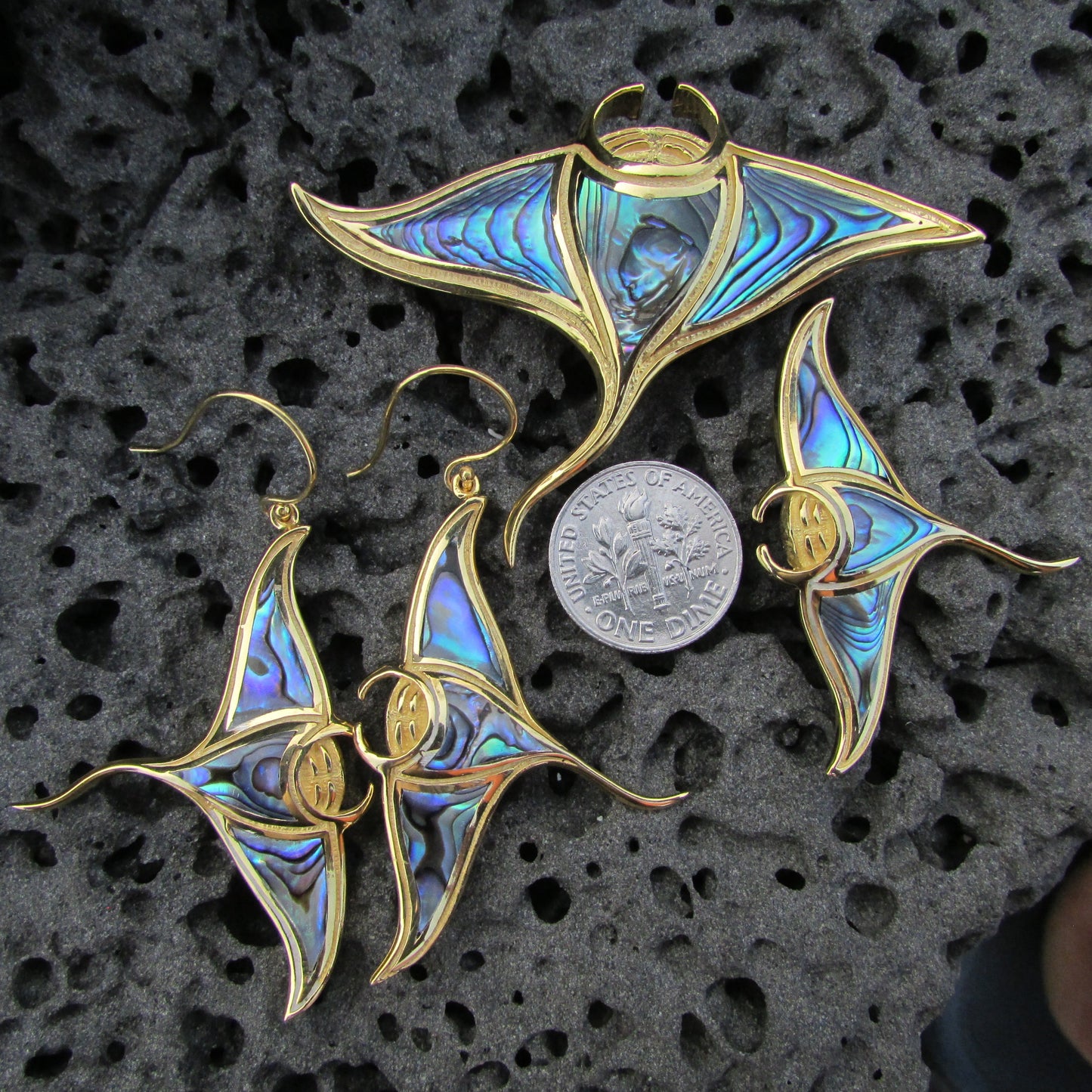 18K Gold Vermeil Manta Ray Stingray Necklace Pendant Handmade | Abalone | Paua Shell | Sterling Silver
