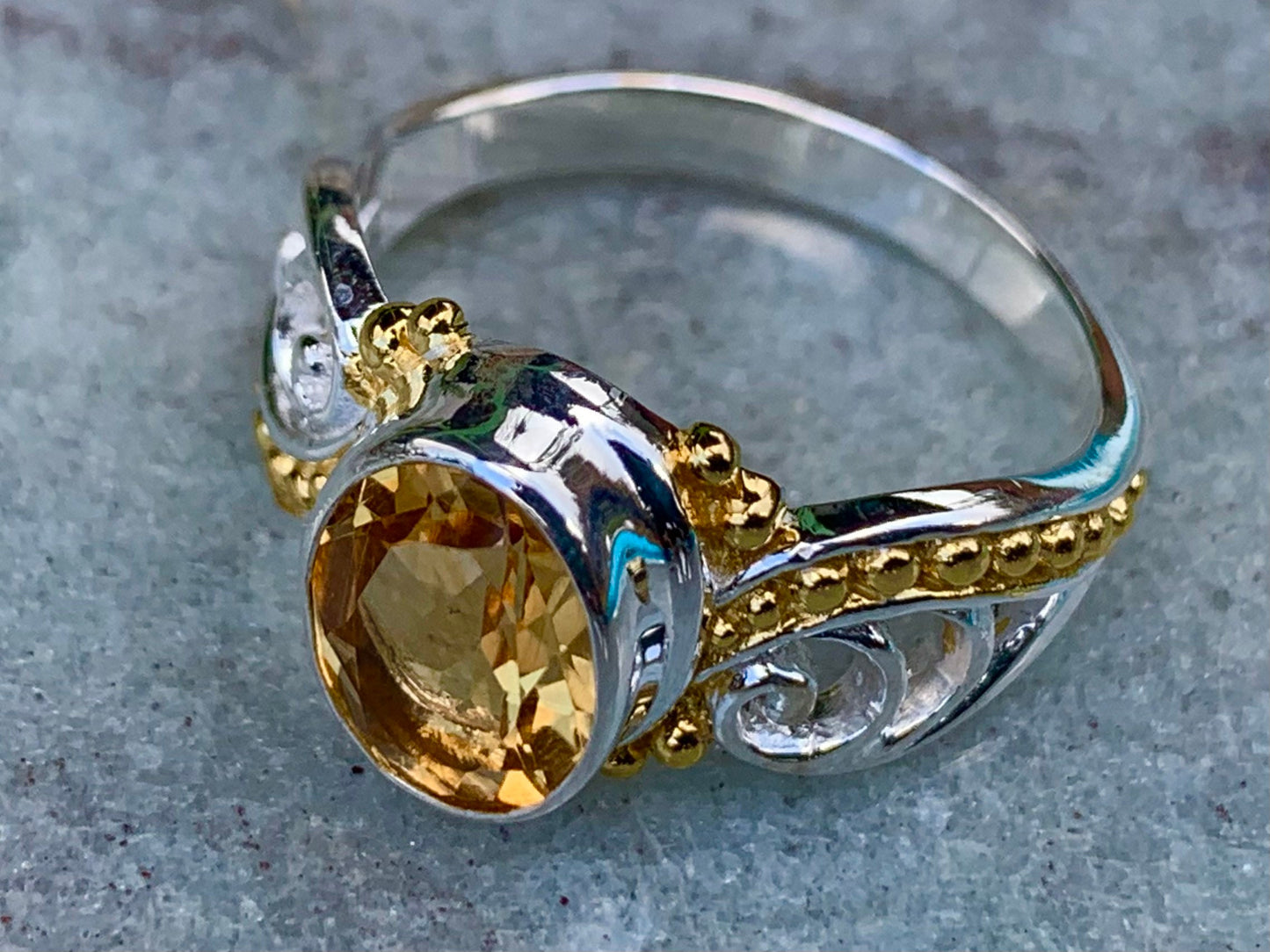 Citrine Wave Ring. Silver, Gold.