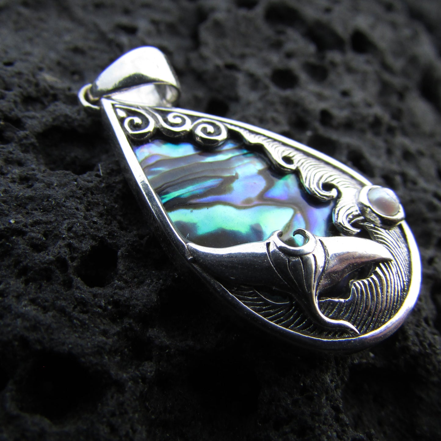 Manta Ray Wave Pendant Necklace | Stingray | Paua Abalone Shell | Sterling Silver | Ocean | Beach | Gift | Jewelry | Handmade | Unique