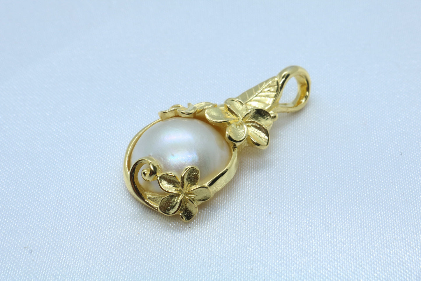 Plumeria Flower 18k Gold Vermeil Mabe White Pearl Necklace Pendant
