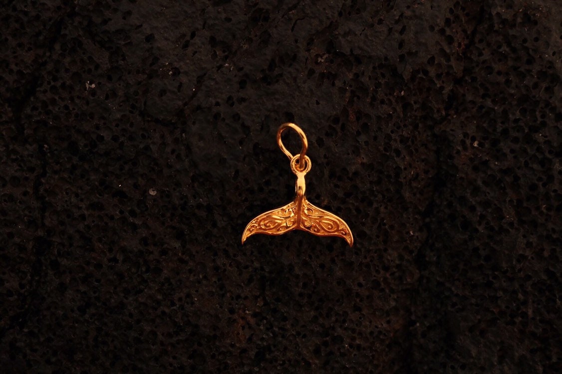 18K Gold Vermeil Whale Tail Necklace Pendant.