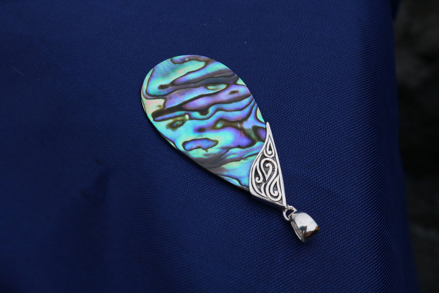 Abalone Paua Shell Teardrop Pendant Necklace. Sterling Silver.