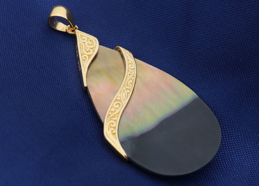 18K Gold Vermeil Black Oyster Shell Teardrop Pendant Necklace Double Tribal Design. Sterling Silver.