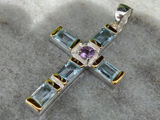 Cross Pendant Necklace. Blue topaz and Amethyst (in the middle). Sterling Silver, 18k gold.