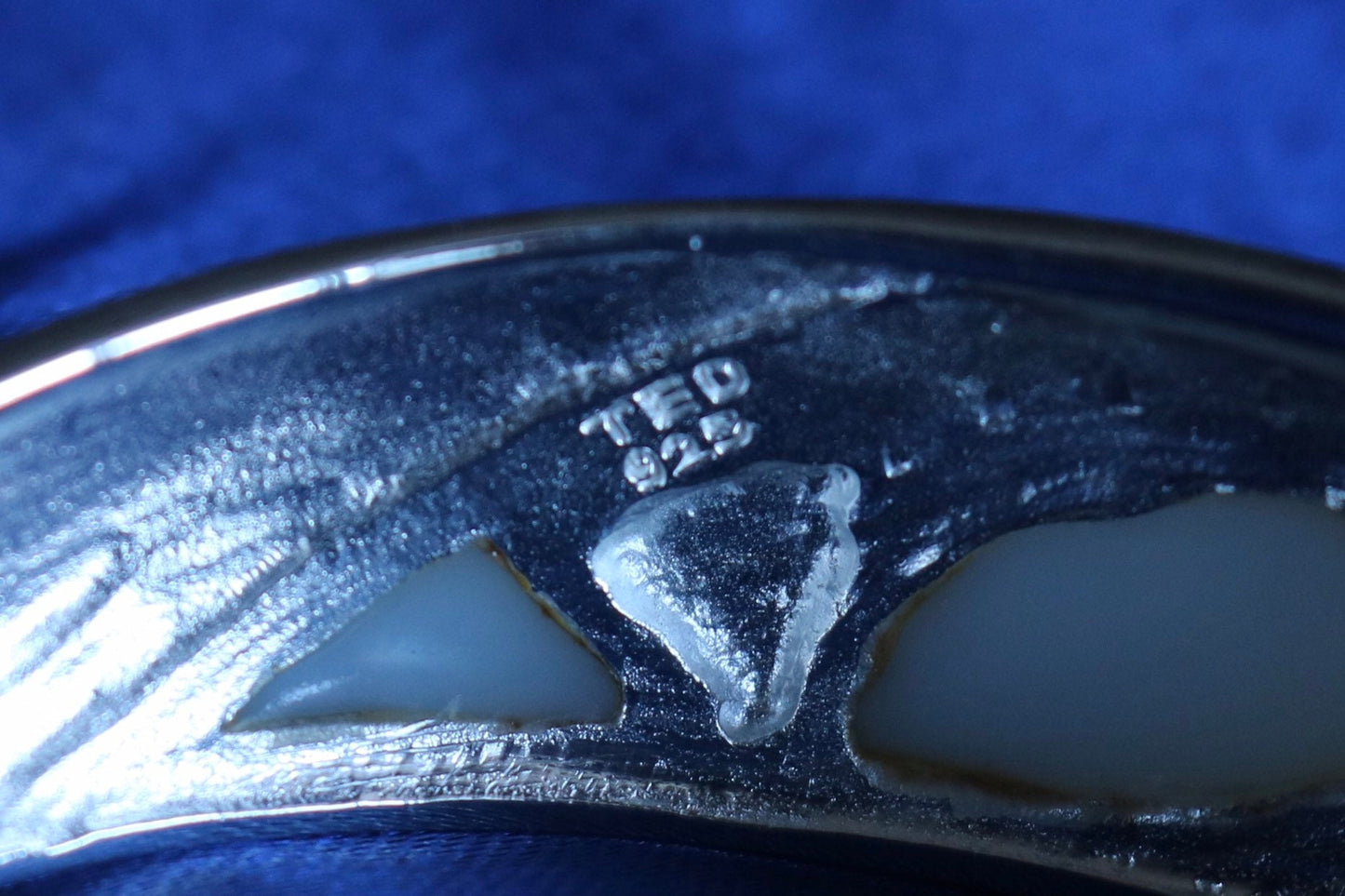 Hawaiian Islands Chain Bracelet Cuff. Kauai, Oahu, Maui, Big Island of Hawaii. Silver, 18k Gold, Mother of Pearl.