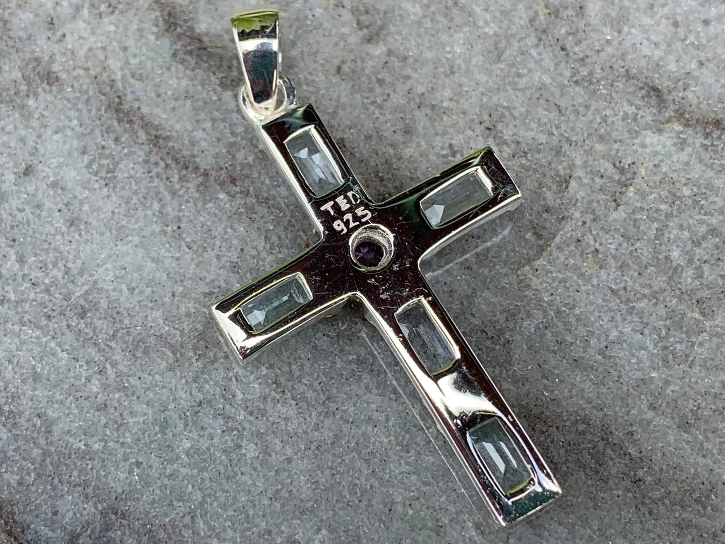 Cross Pendant Necklace. Blue topaz and Amethyst (in the middle). Sterling Silver, 18k gold.