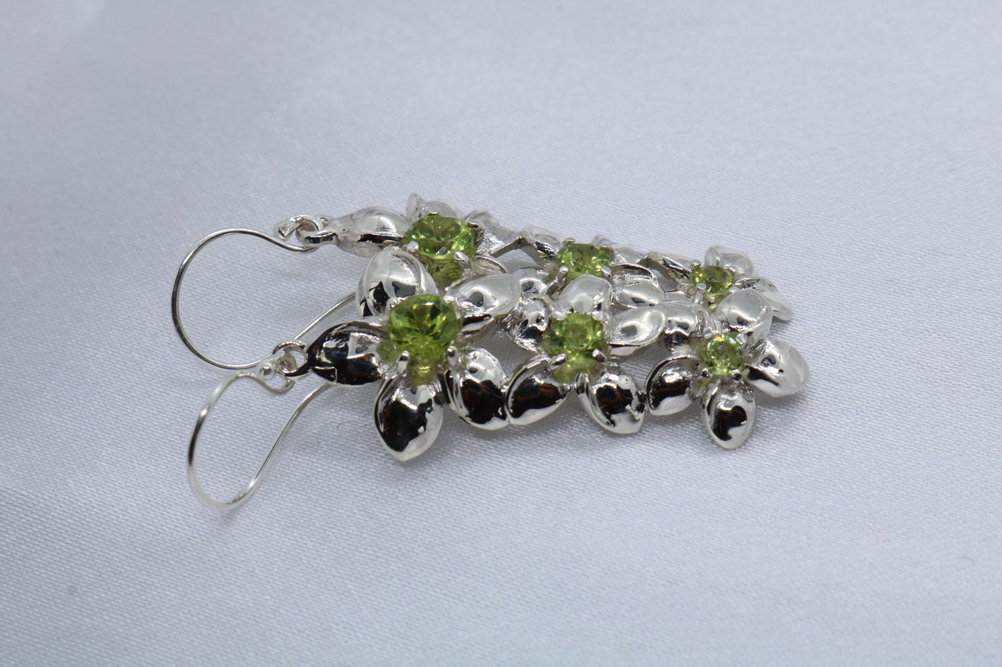Plumeria triple flowers pendant. Silver, peridot, or blue topaz.