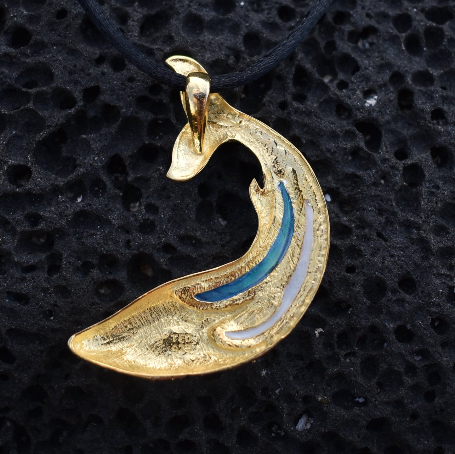 18K Gold Vermeil Whale Necklace Pendant. Abalone Shell. Mother of Pearl.