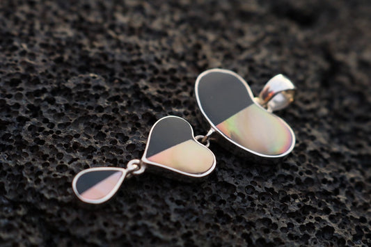 Teardrop Heart Necklace Pendant. Sterling Silver, Mother of Pearl, Black Ouster Shell.
