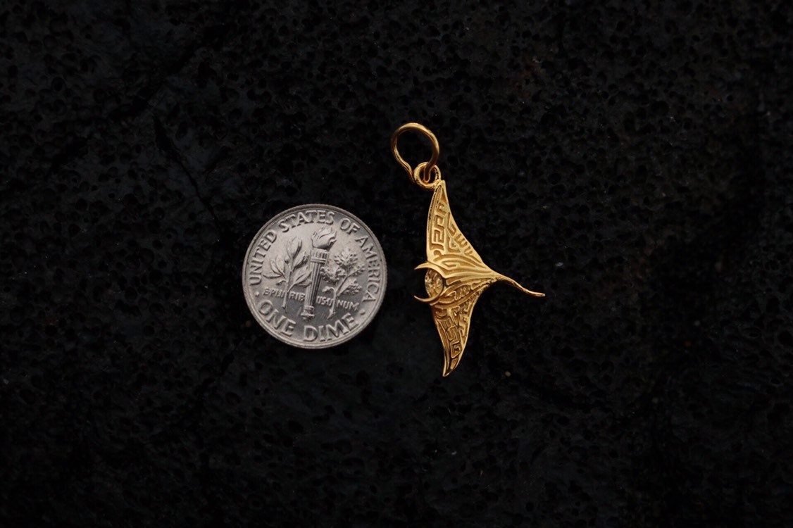 18K Gold Vermeil Manta Ray Necklace Pendant.