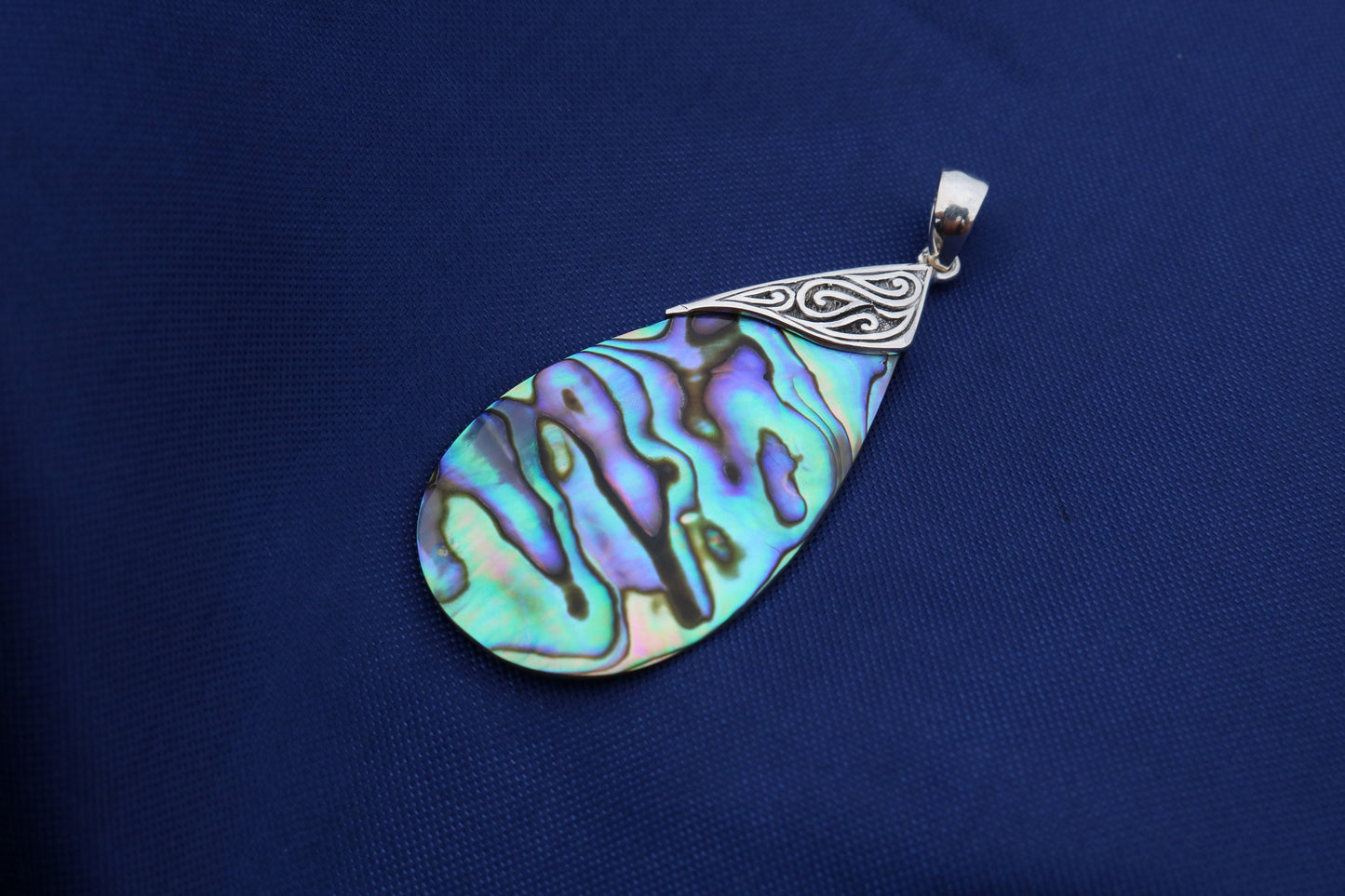 Abalone Paua Shell Teardrop Pendant Necklace. Sterling Silver.