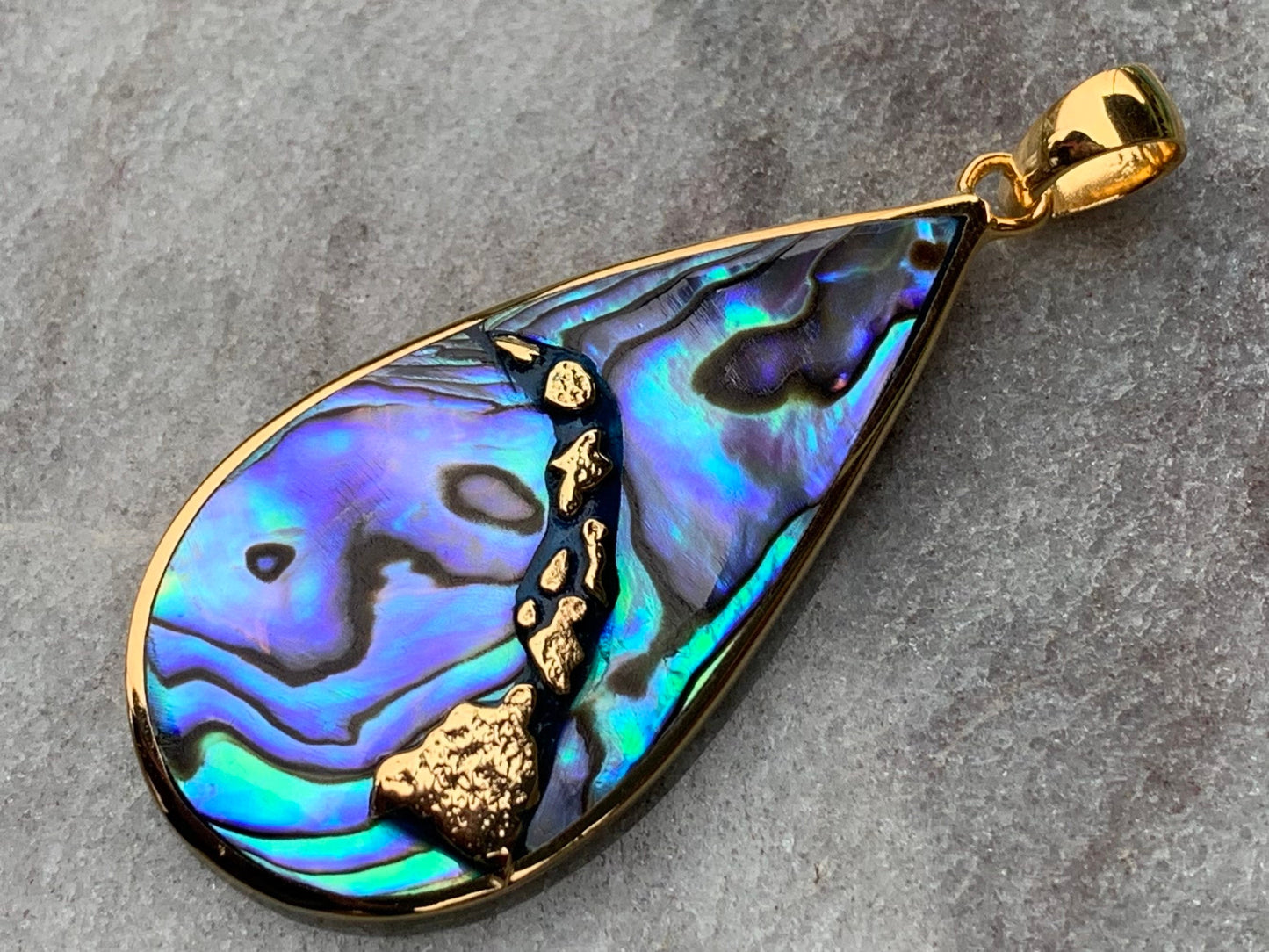 Hawaiian Islands Chain Necklace Pendant. Kauai, Oahu, Maui, Big Island of Hawaii. Silver, 18k Gold, Abalone Paua Shell.