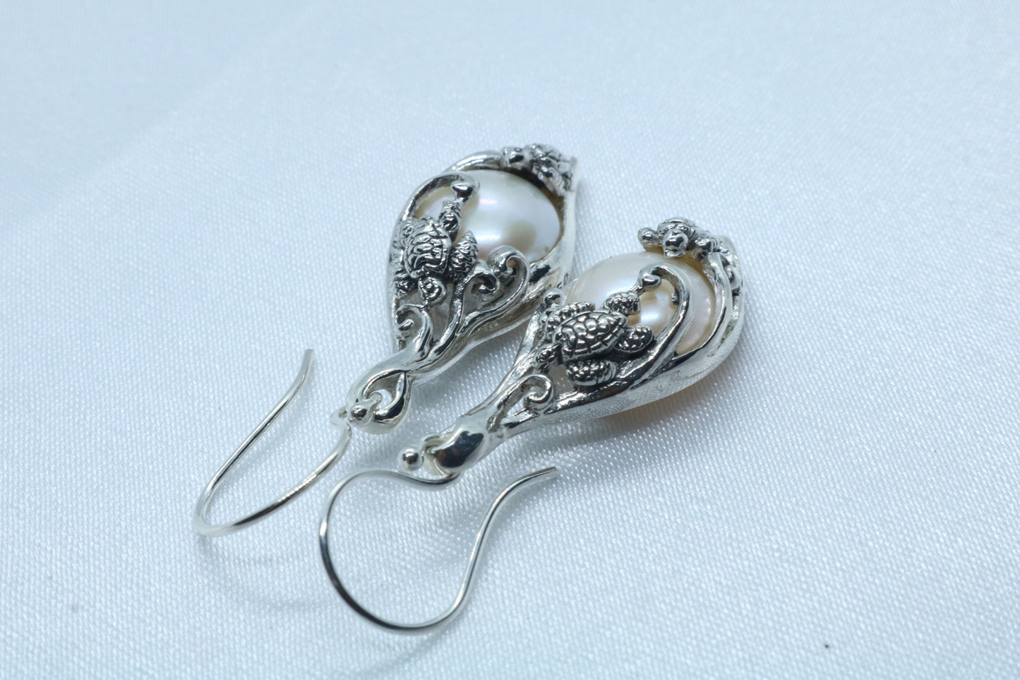 Turtles Hawaiian Honu Mabe White Pearl Silver Earrings