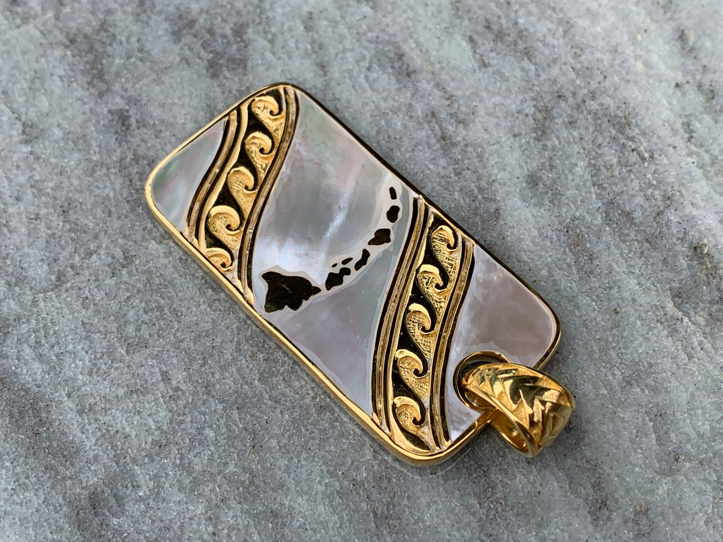Hawaiian Islands Tribal Design Reversible Pendant Necklace. Sterling Silver, Mother of Pearl.